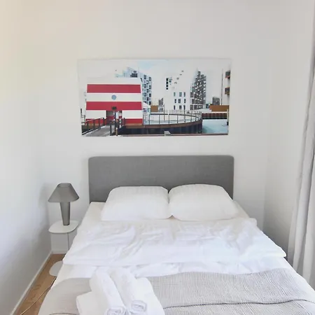 Great 1-bed W Balcony By Harbour Lägenhet *